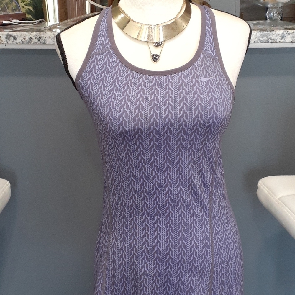Nike dri-fit workout tennis core  top purple sz small